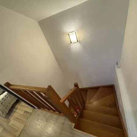 Duplex Fonctionnel Proche Gare Διαμέρισμα